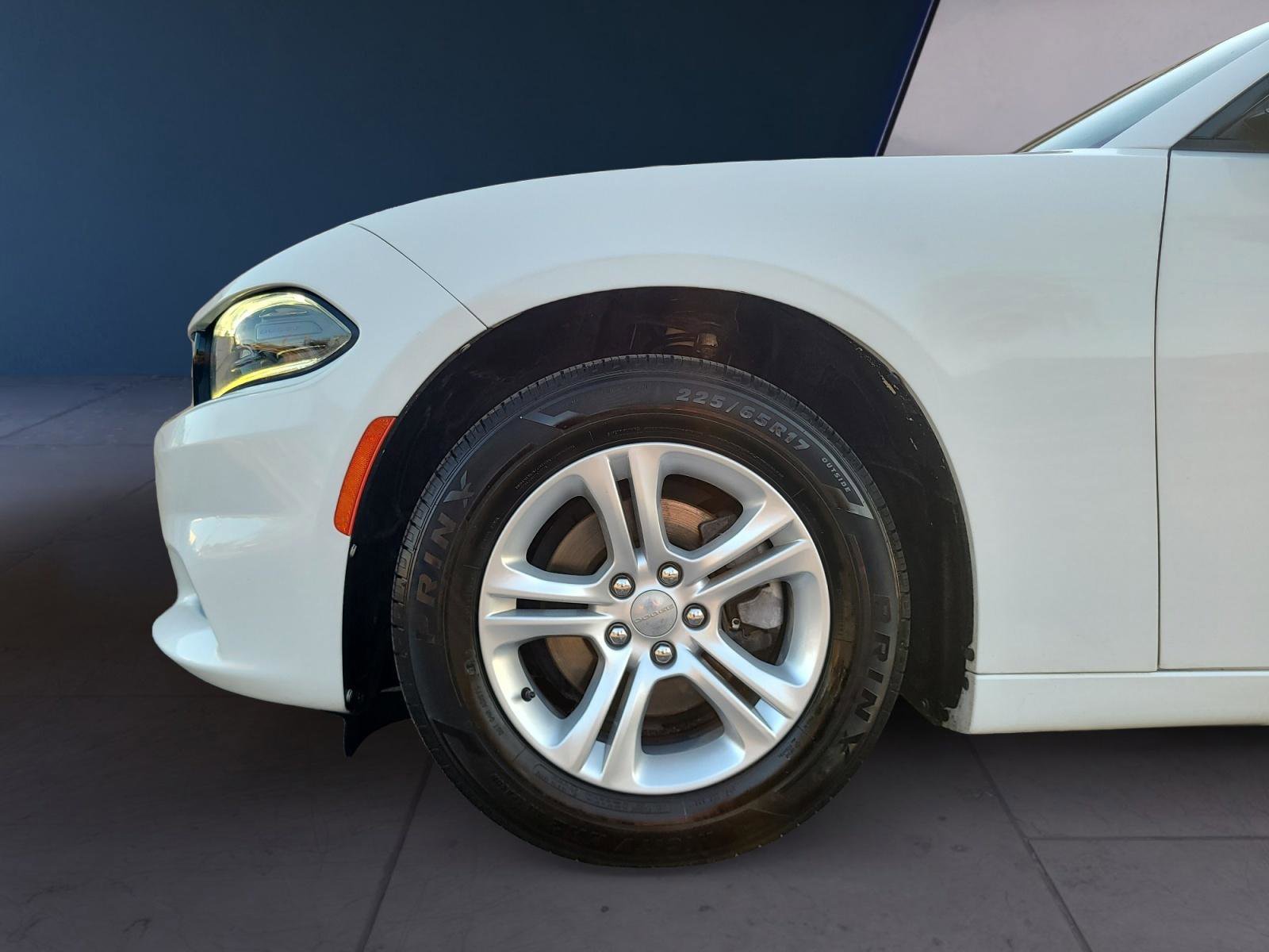 Used 2016 Dodge Charger SE w/ Popular Equipment Group RWD image 9