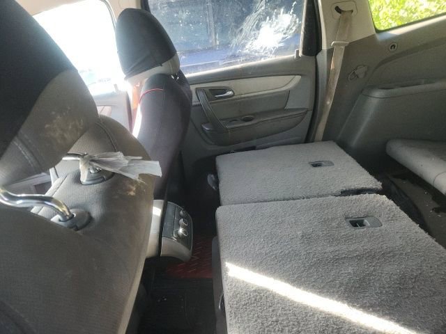 Used 2017 Chevrolet Traverse LS FWD image 9