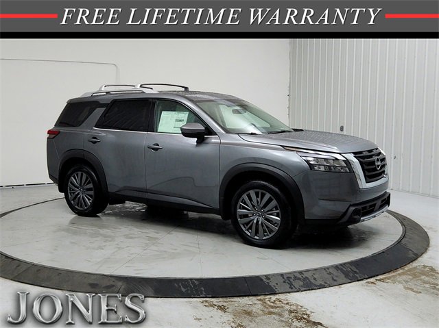 New 2025 Nissan Pathfinder SL w/ SL Premium Package