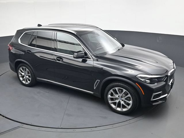 Used 2022 BMW X5 xDrive40i w/ Premium Package AWD/4WD image 21