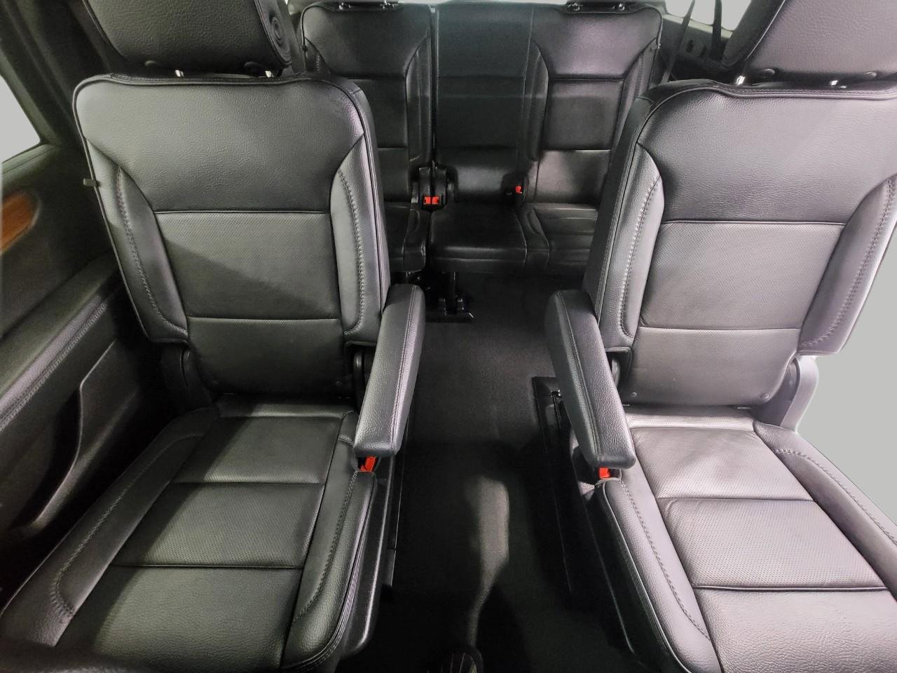 Certified 2025 GMC Yukon XL Denali image 24