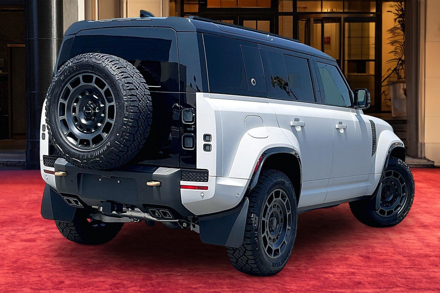 New 2026 Land Rover Defender 110 OCTA AWD/4WD image 5
