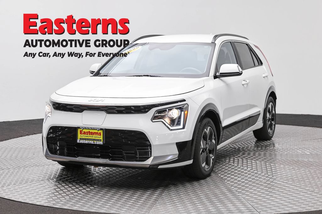 Used 2023 Kia Niro Wind w/ Wind Preserve Package