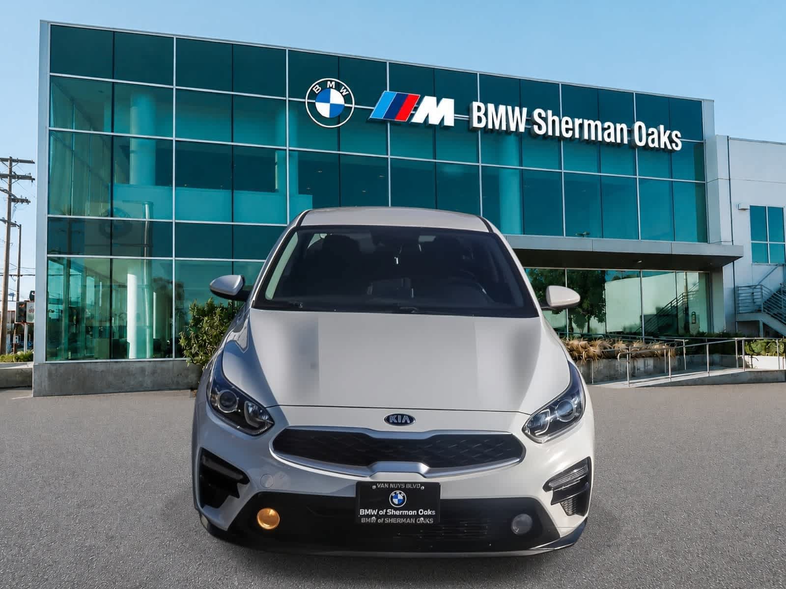 Used 2020 Kia Forte LXS FWD image 2