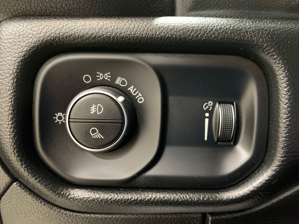 Used 2020 RAM 1500 Big Horn image 13