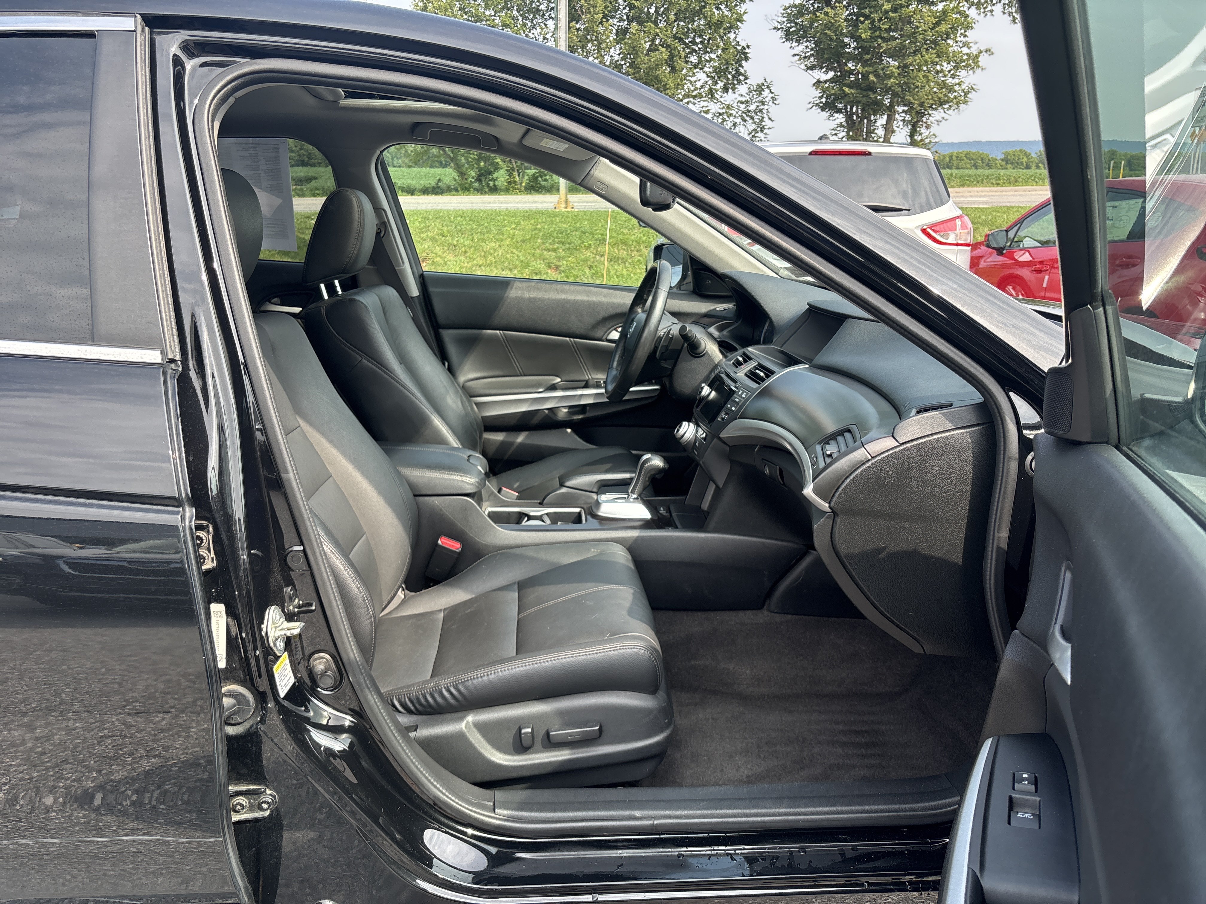Used 2015 Honda Crosstour EX-L image 24
