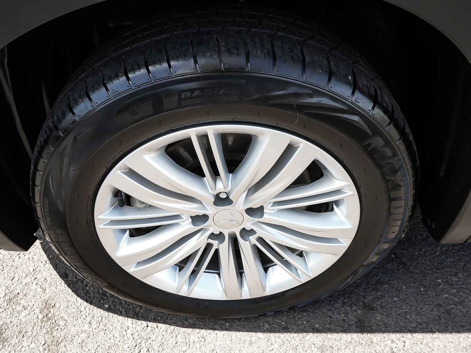 Used 2023 Mitsubishi Outlander ES AWD/4WD image 10