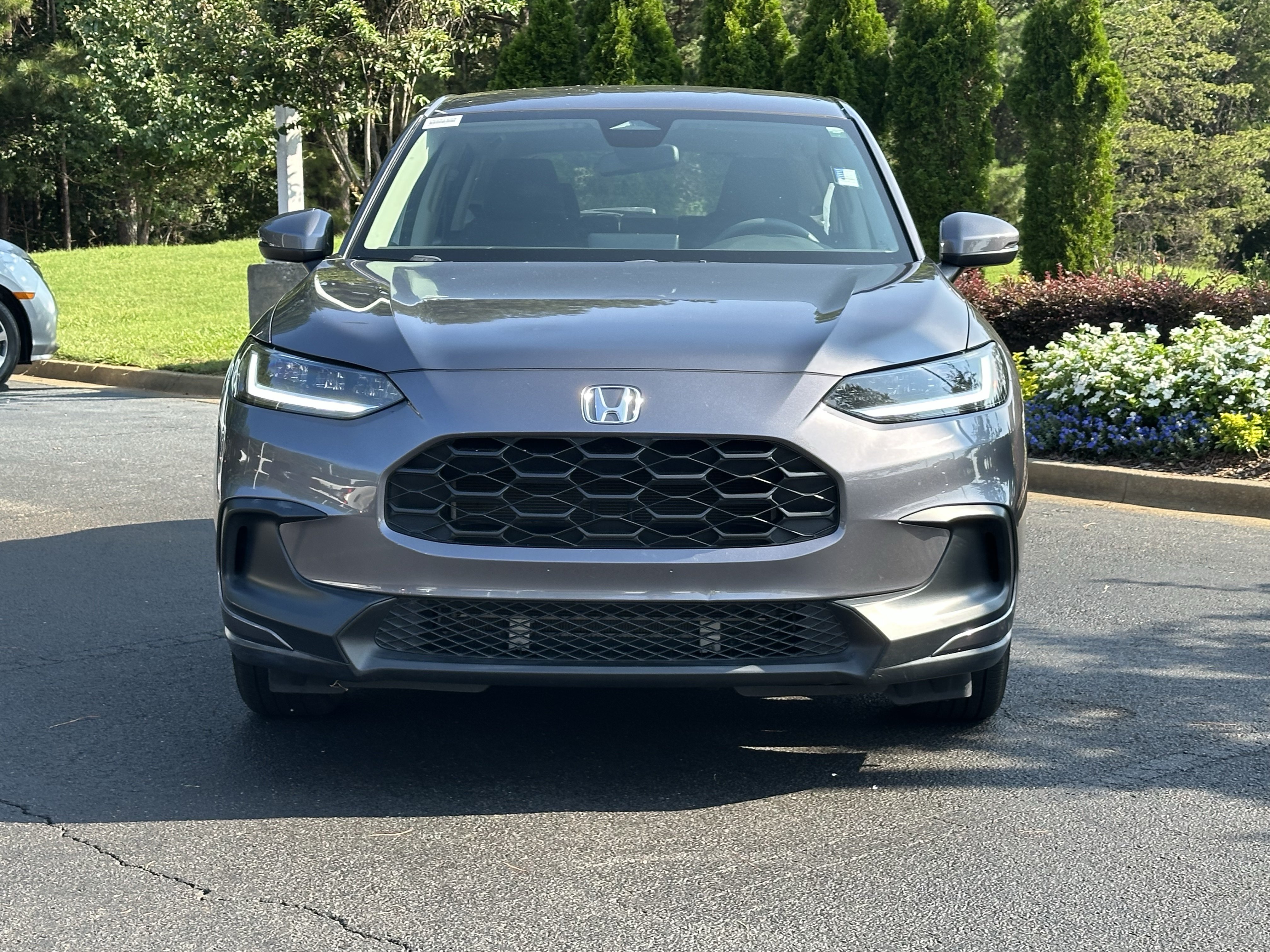 Used 2023 Honda HR-V LX image 3