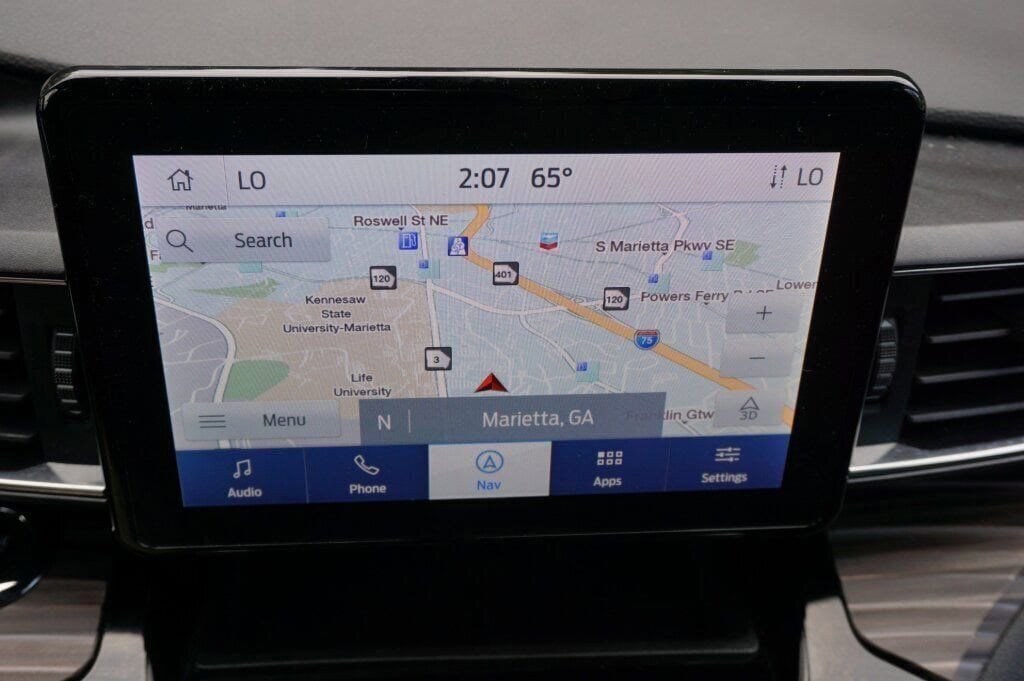 Used 2024 Ford Explorer Limited image 14