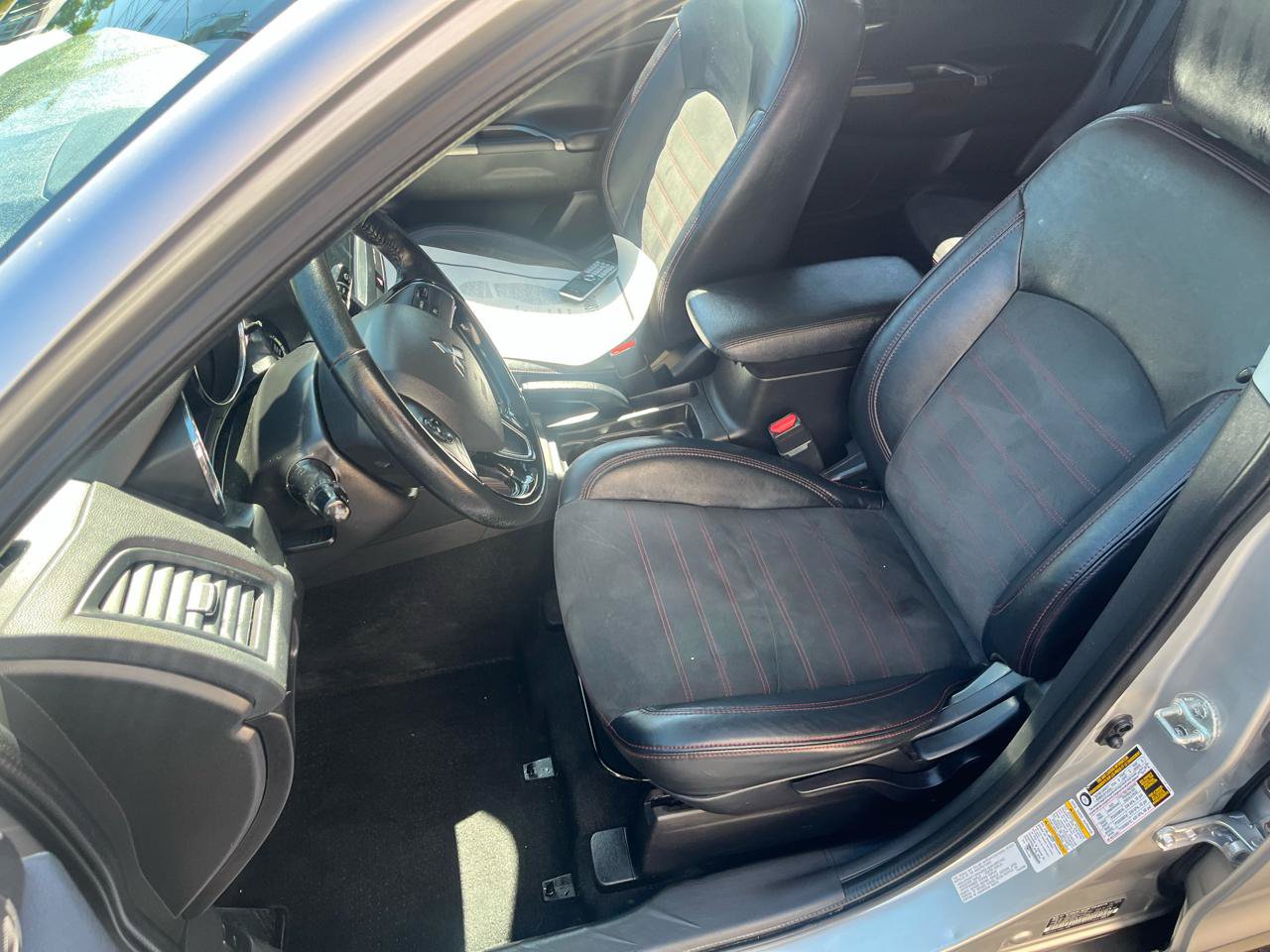 Used 2018 Mitsubishi Outlander Sport SE AWD/4WD image 24