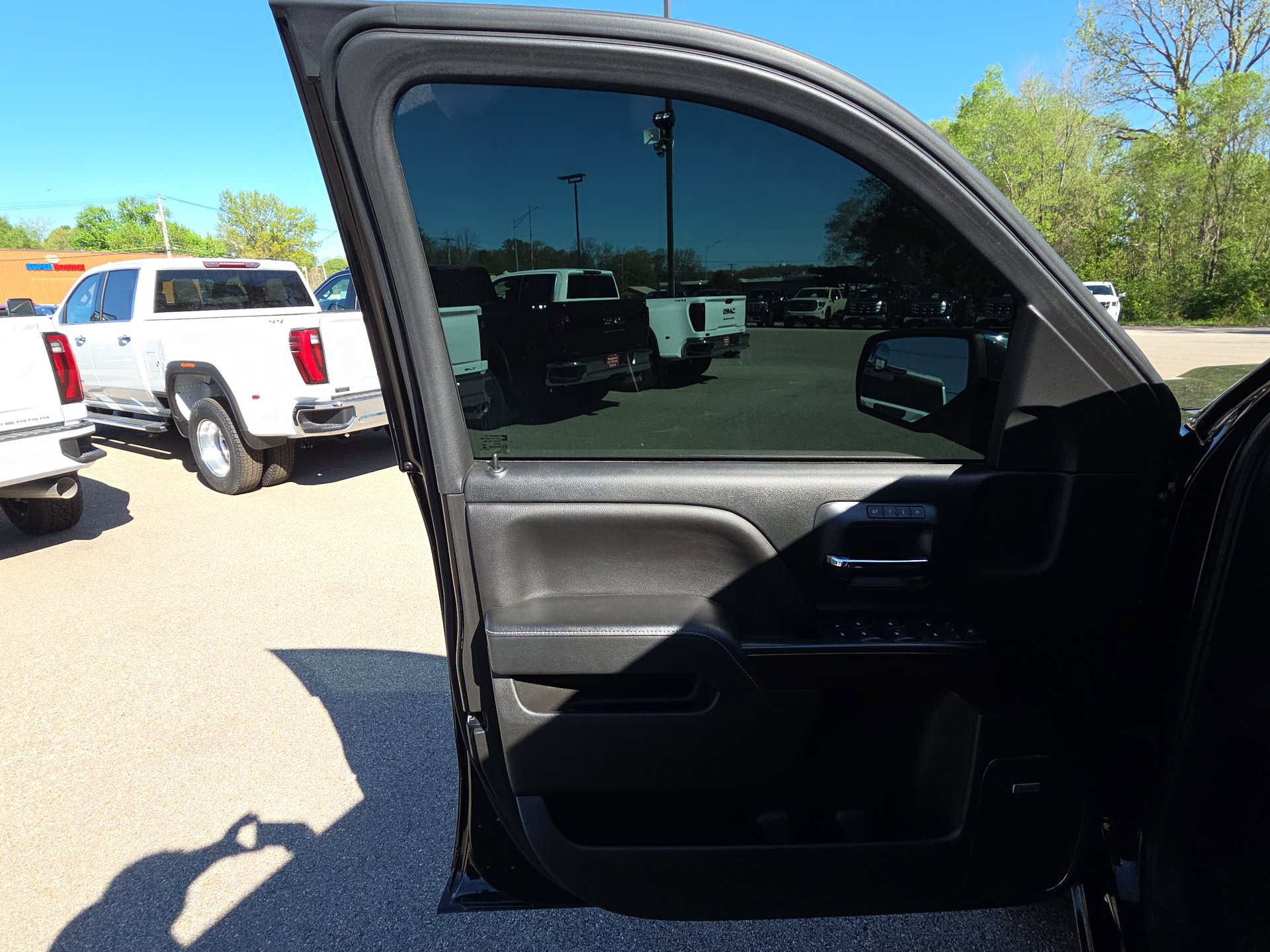 Used 2018 GMC Sierra 1500 SLT w/ SLT Premium Package image 13