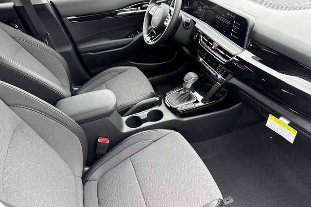 New 2026 Kia Seltos S FWD image 19