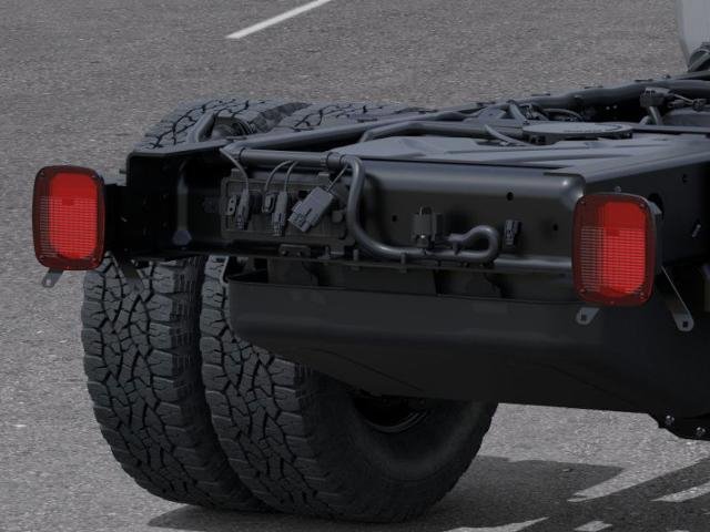 New 2026 GMC Sierra 3500 SLE w/ SLE Convenience Package image 11