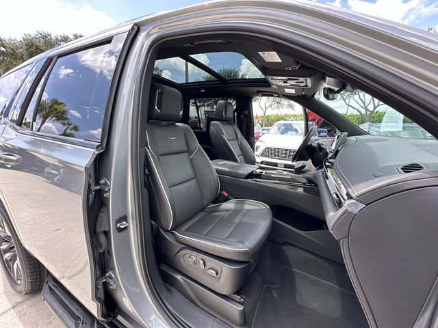 Certified 2024 Cadillac Escalade Sport AWD/4WD image 34