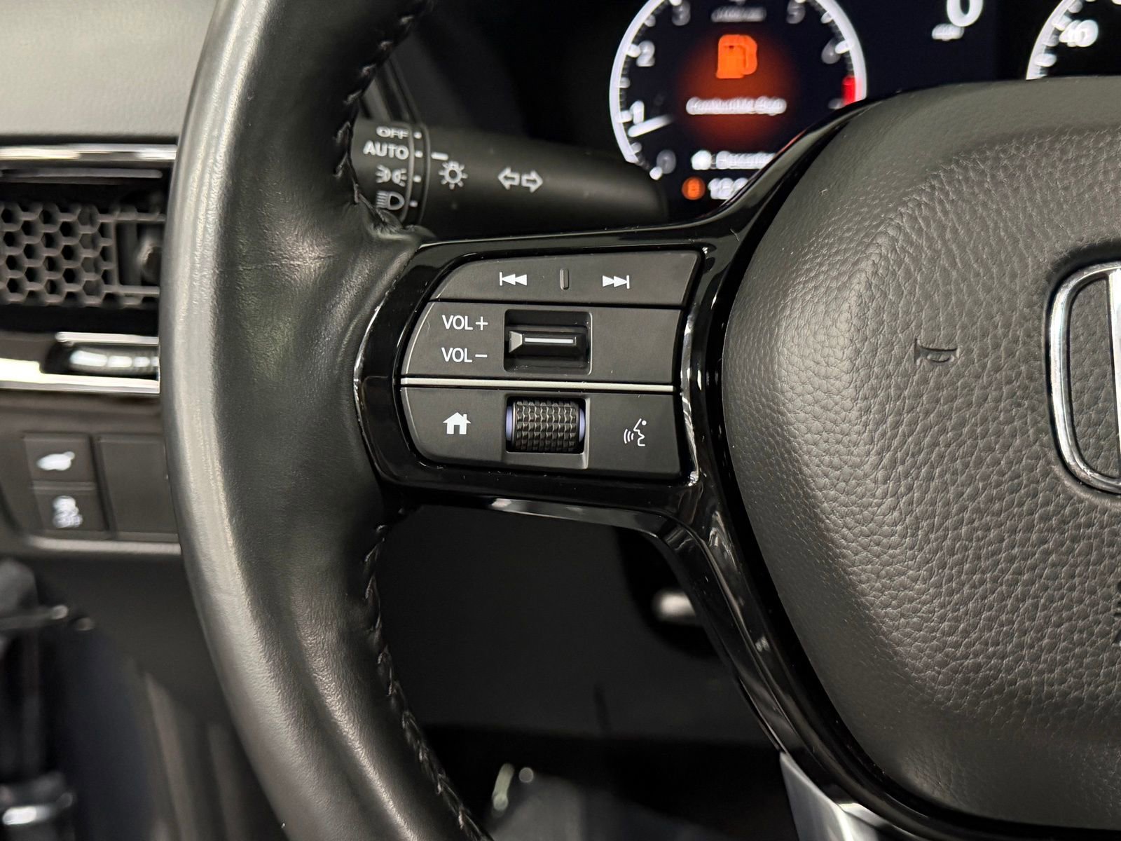 Used 2025 Honda CR-V EX-L image 29