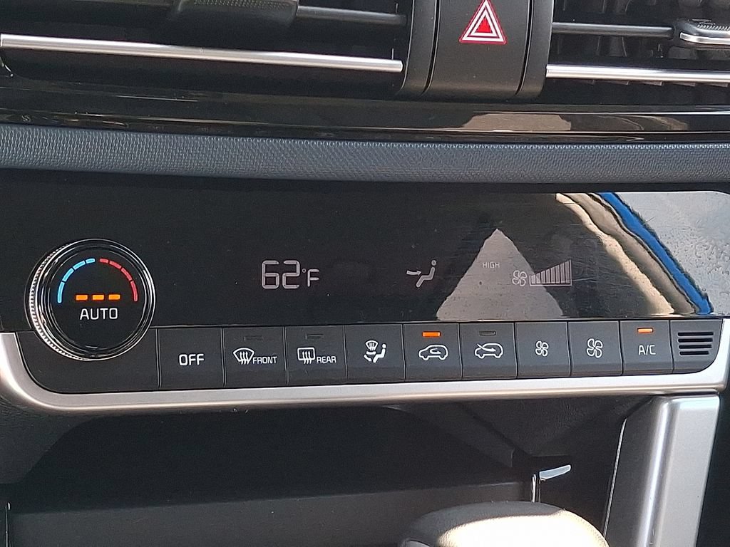 Certified 2023 Kia Seltos Nightfall Edition AWD/4WD image 21