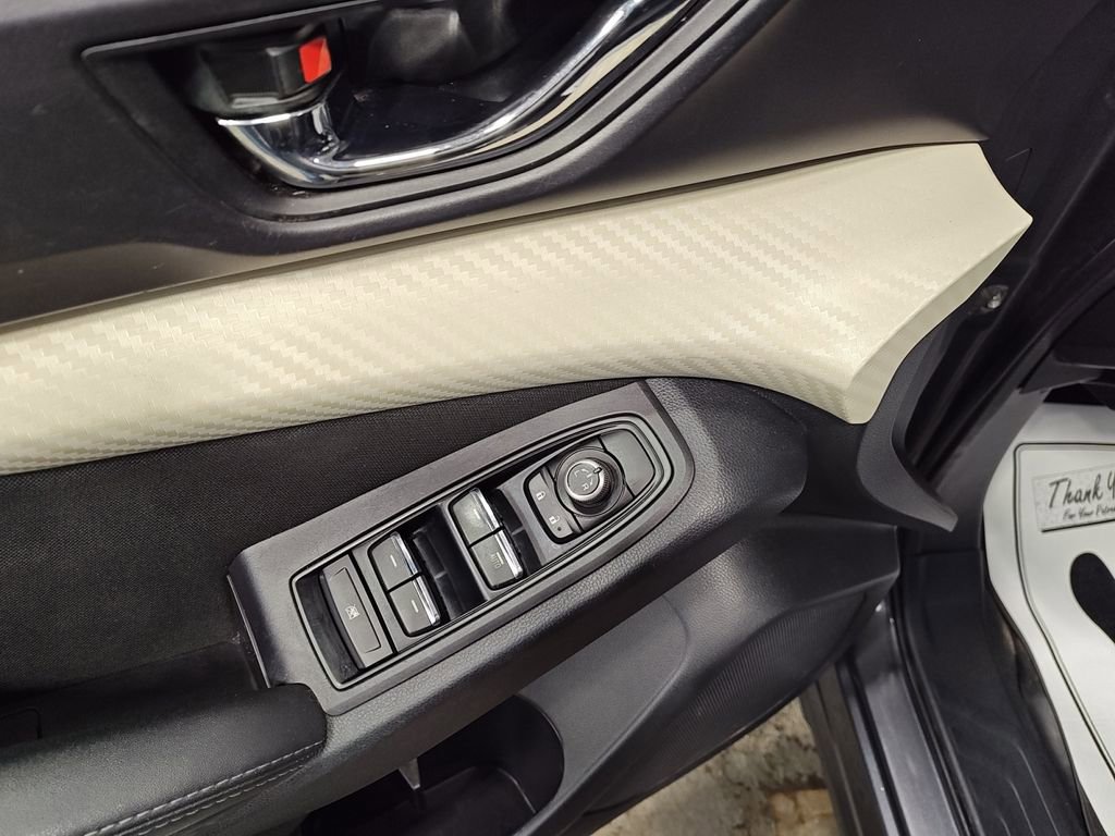 Used 2021 Subaru Ascent Premium w/ Convenience Package image 17