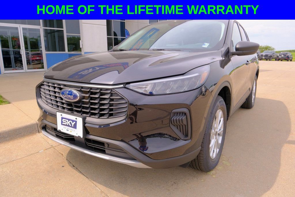 New 2025 Ford Escape Active