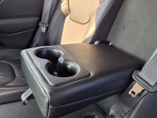 Used 2023 Jeep Cherokee Altitude Lux image 83