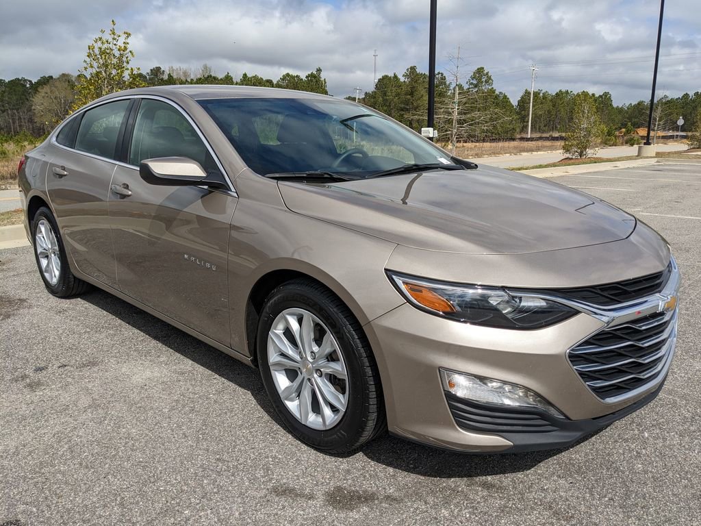 Used 2025 Chevrolet Malibu LT image 14