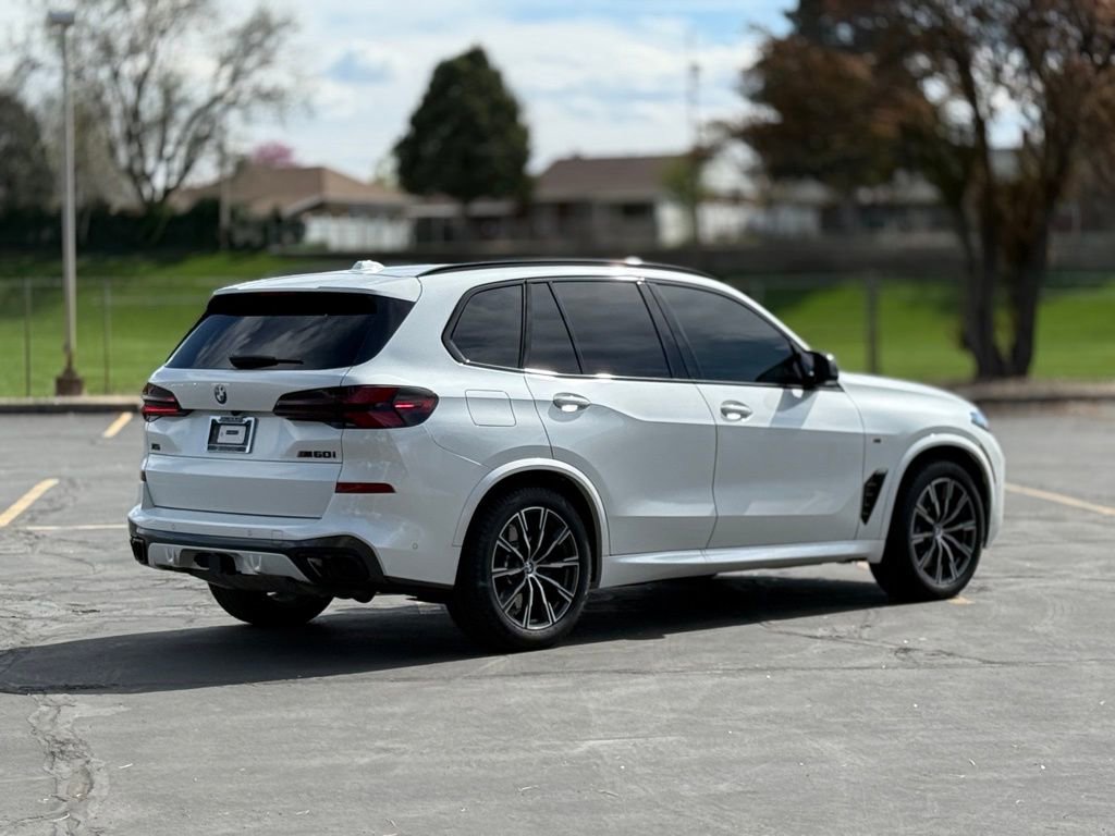 Used 2026 BMW X5 M60i image 5