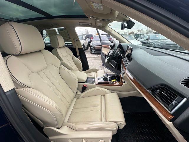Used 2023 Audi Q5 2.0T Prestige image 24