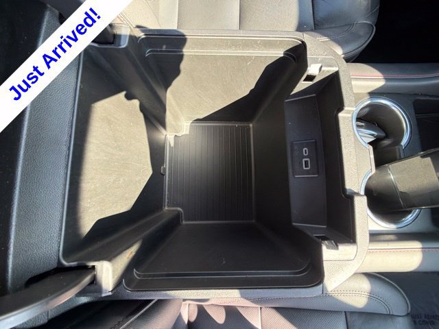 Used 2024 Chevrolet Suburban RST w/ Luxury Package AWD/4WD image 30