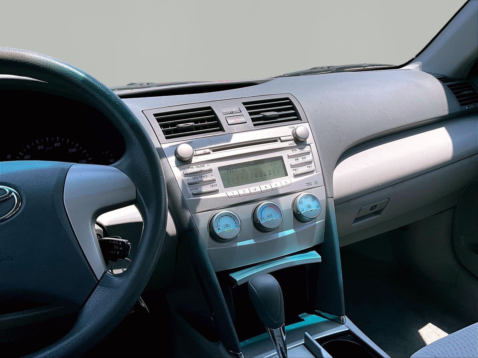 Used 2011 Toyota Camry LE w/ LE Extra-Value Pkg FWD image 9