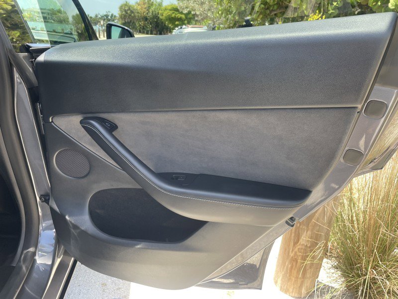 Used 2023 Tesla Model Y AWD image 22