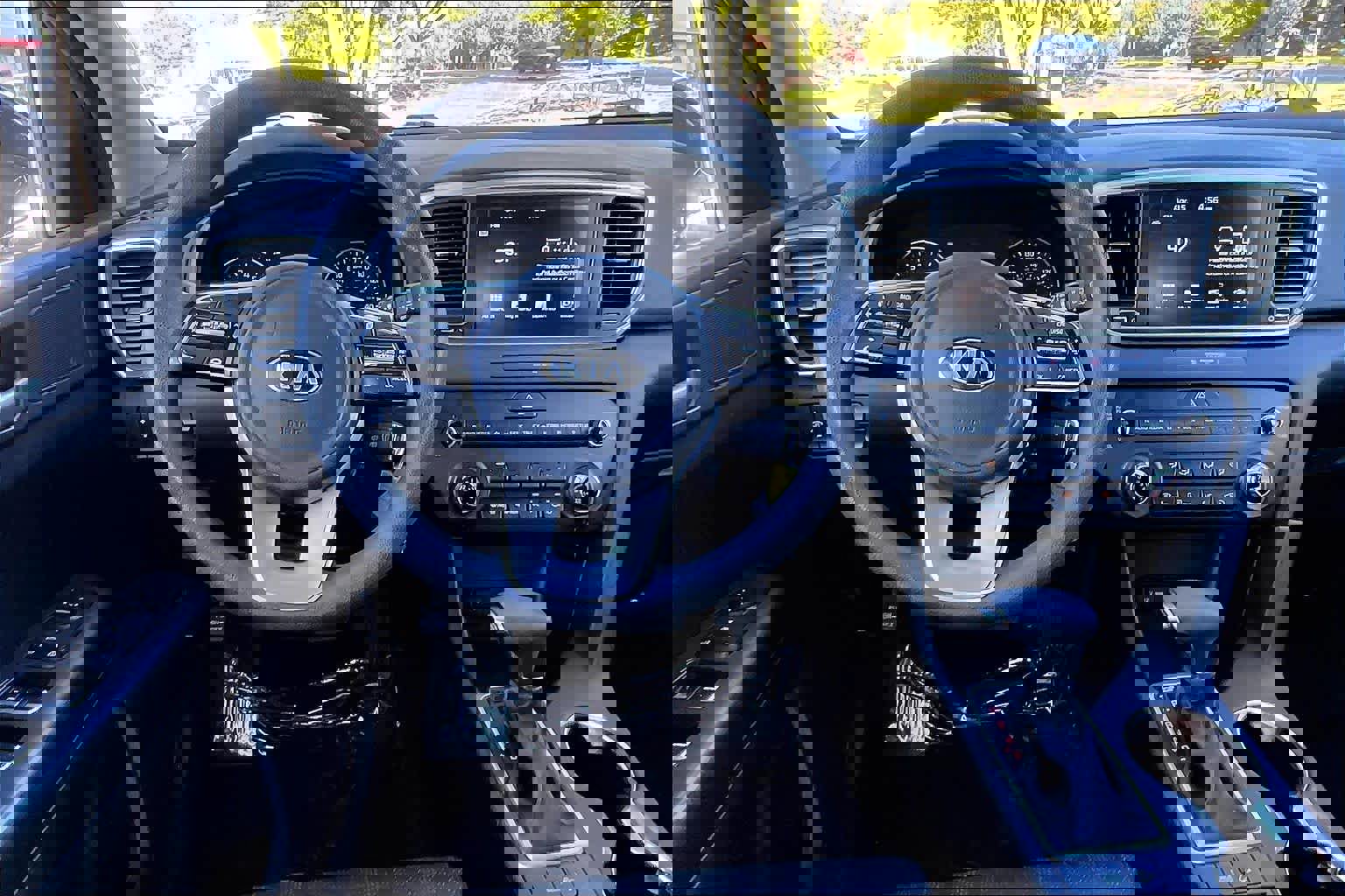 Used 2020 Kia Sportage LX image 6