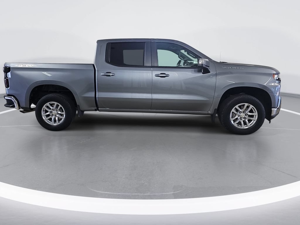 Certified 2022 Chevrolet Silverado 1500 LT AWD/4WD image 2