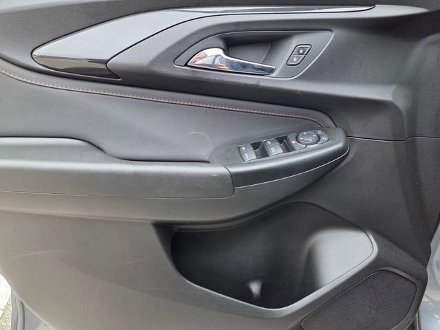 Used 2021 Chevrolet TrailBlazer RS w/ Convenience Package image 28