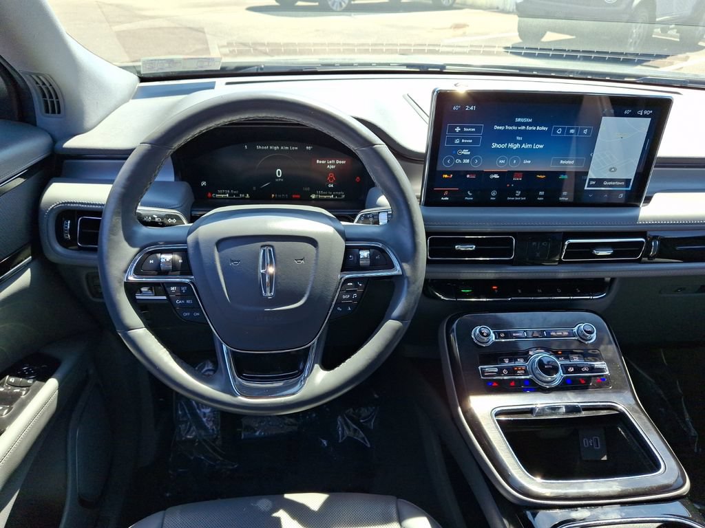 Used 2022 Lincoln Nautilus Reserve AWD/4WD image 12