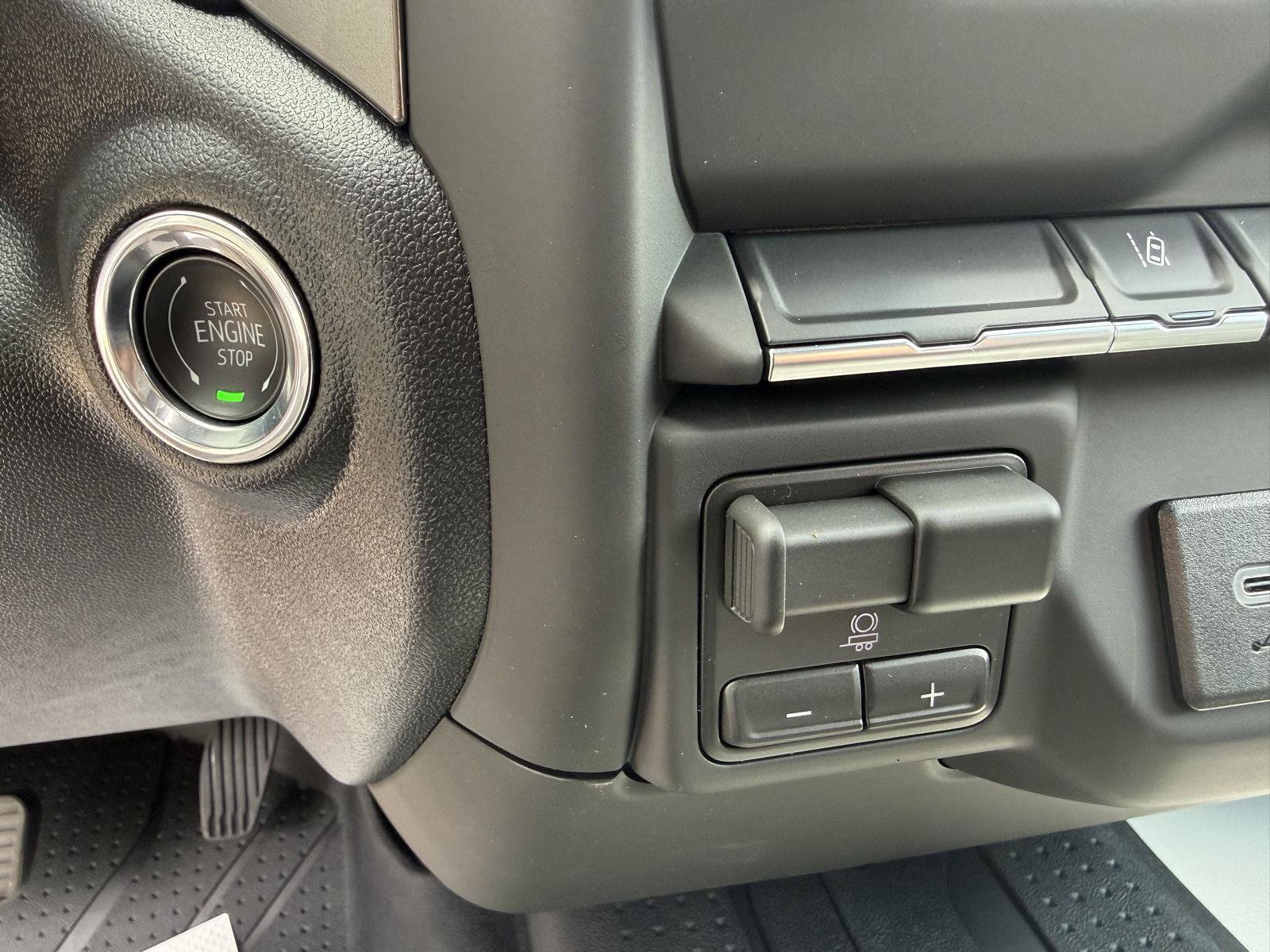 New 2026 Chevrolet Silverado 2500 Custom AWD/4WD image 13