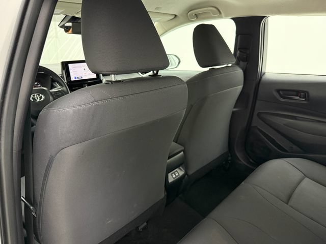 Used 2025 Toyota Corolla LE FWD image 30