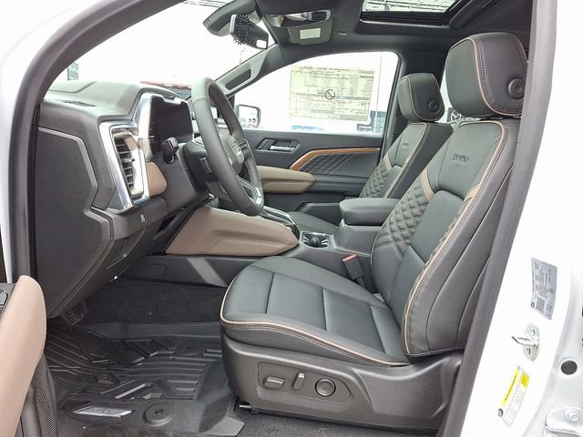 New 2026 GMC Canyon Denali image 14