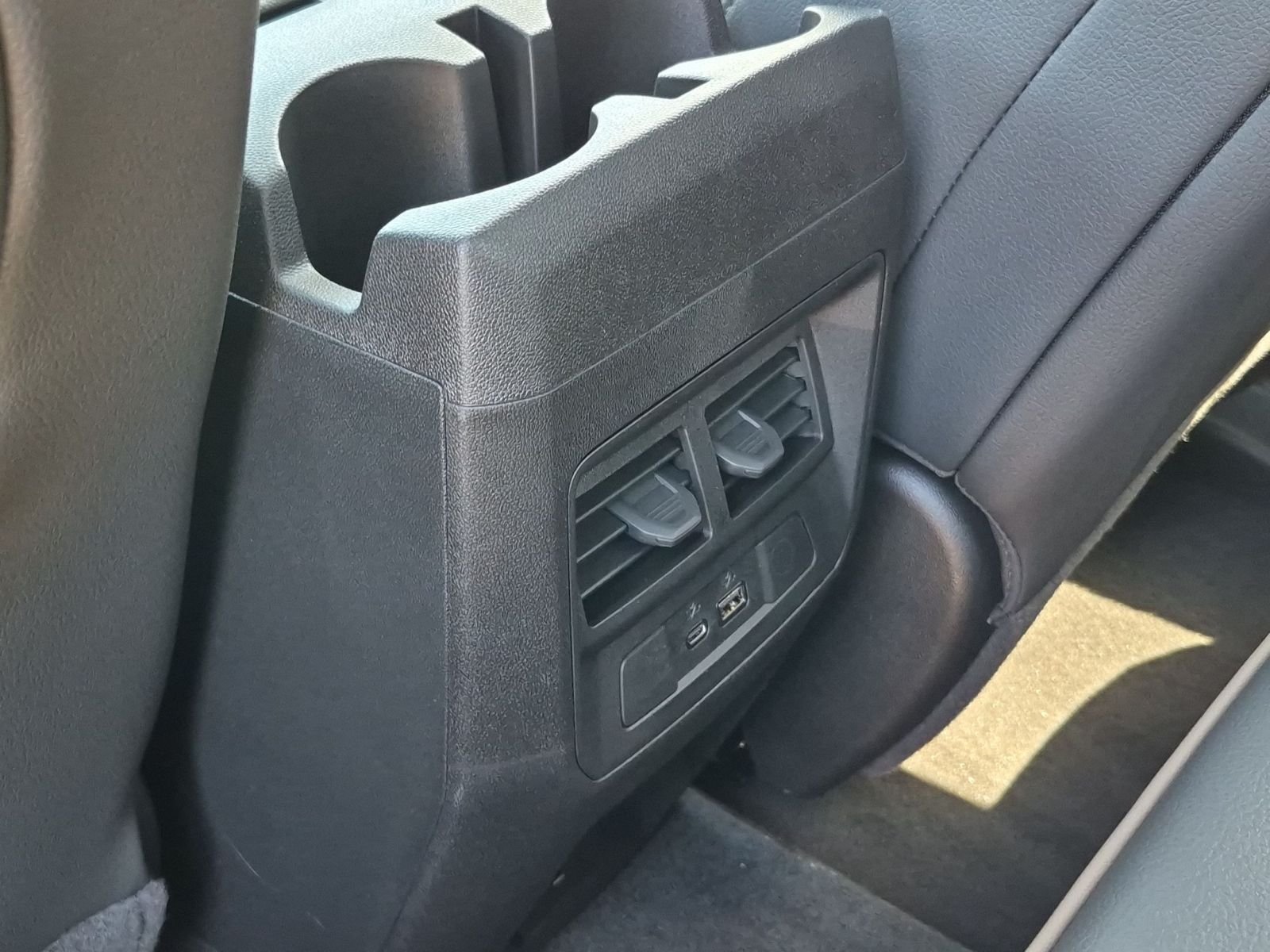 New 2026 GMC Canyon Denali AWD/4WD image 21