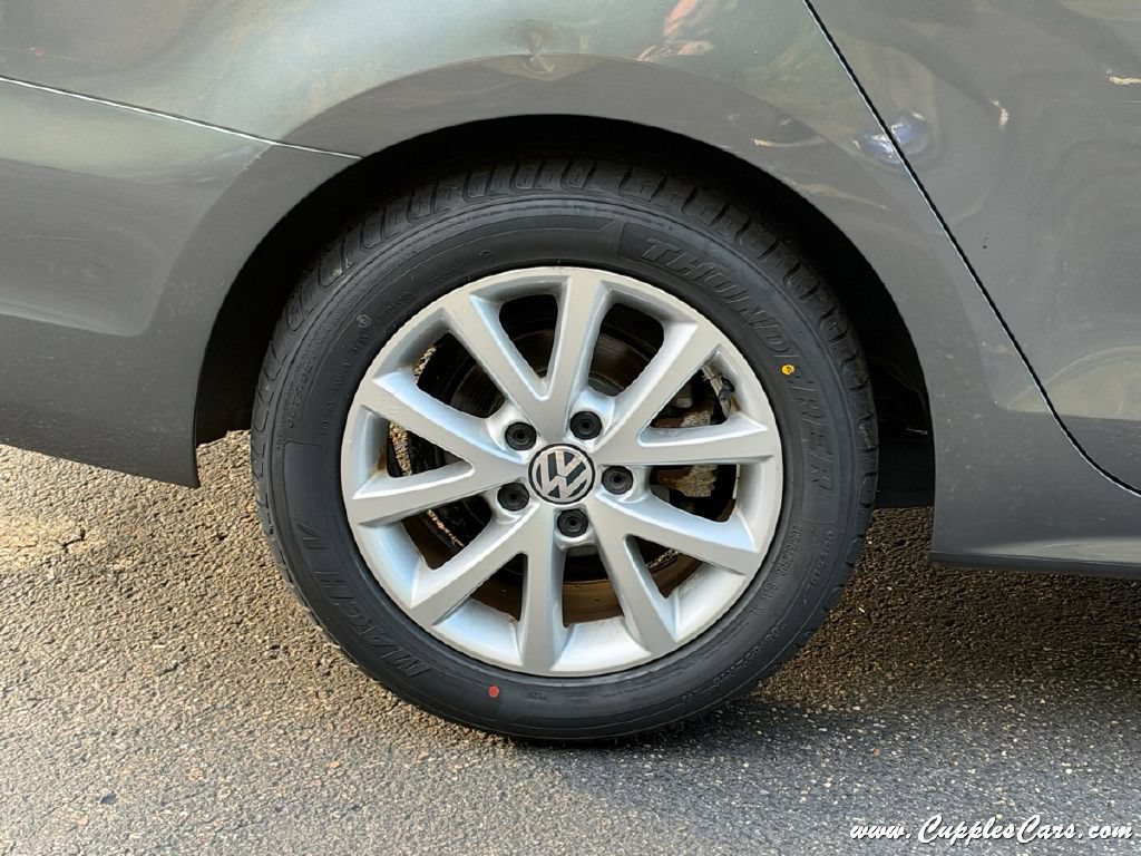 Used 2014 Volkswagen Jetta SE FWD image 34
