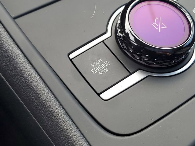 New 2026 Volkswagen Tiguan SE R-Line image 30