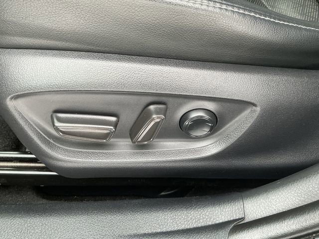 Used 2018 Toyota Camry XSE w/ Driver Assist Package image 26