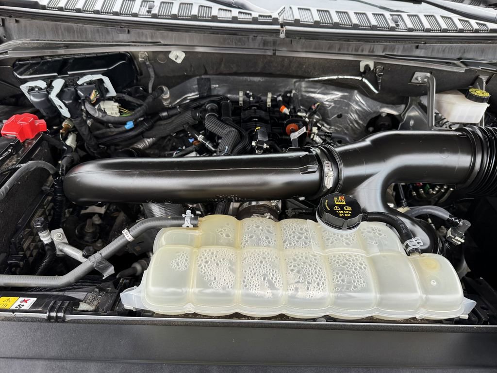 Used 2024 Ford Expedition Max XLT image 10