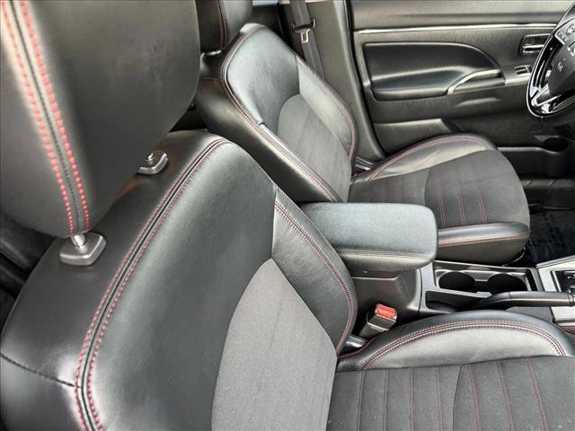 Used 2024 Mitsubishi Outlander Sport AWD image 19