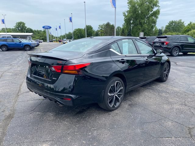 Used 2024 Nissan Altima 2.5 SR AWD/4WD image 10