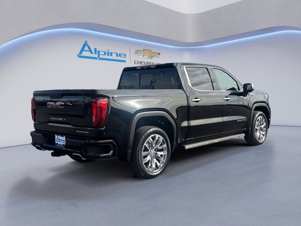 Used 2023 GMC Sierra 1500 Denali w/ Denali Reserve Package AWD/4WD image 5