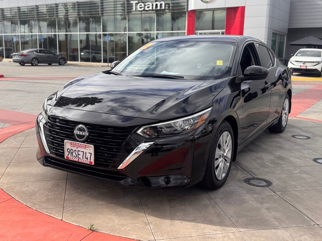 Certified 2025 Nissan Sentra S FWD image 4