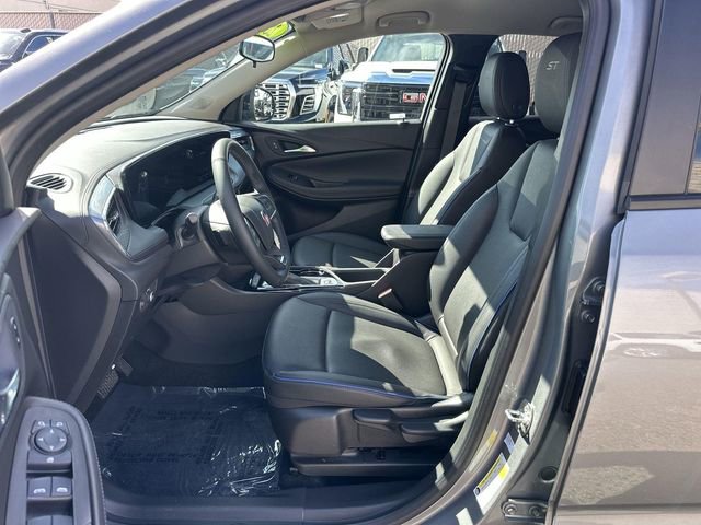 Used 2025 Buick Encore GX Sport Touring w/ Advanced Technology Package image 17