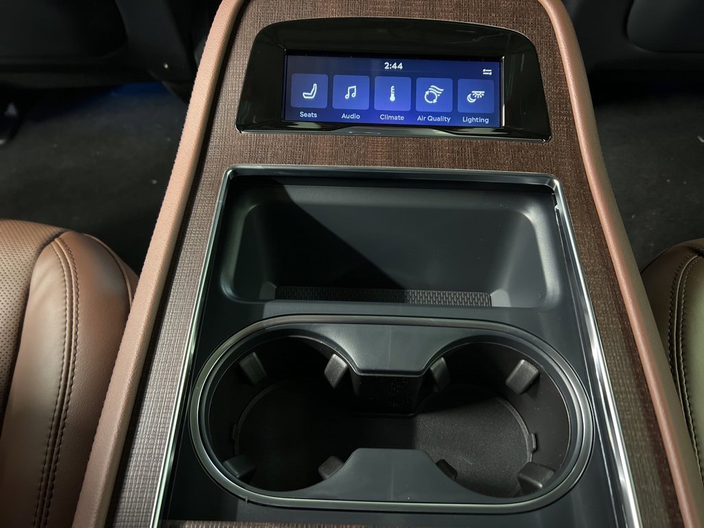 New 2026 Lincoln Navigator Reserve image 38