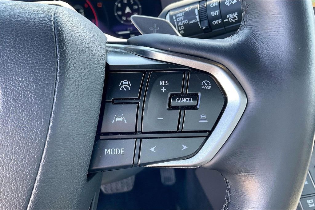 Used 2024 Lexus GX 550 w/ Accessory Package (Z1) image 25