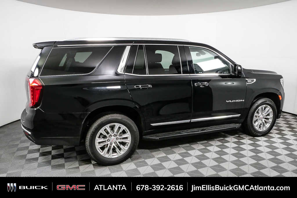 Used 2022 GMC Yukon SLT RWD image 2
