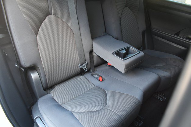 Used 2025 Toyota Highlander LE AWD/4WD image 28